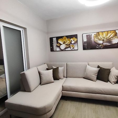 Large Apartment Vlorë Exterior foto